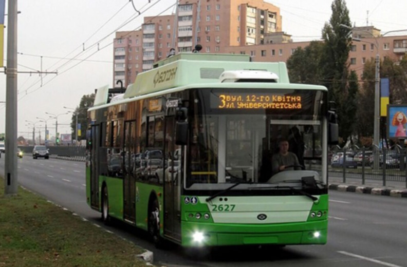 Троллейбус № 3 в Харькове