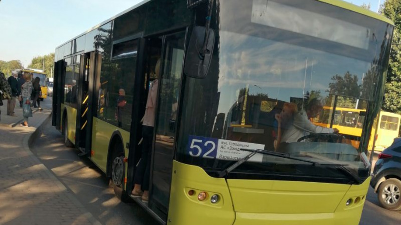 автобус № 52 в Харькове