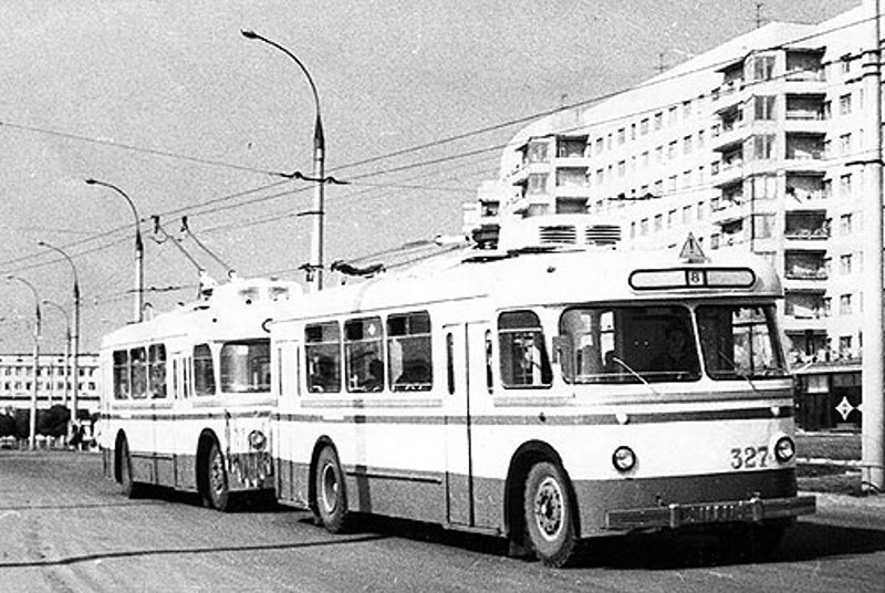 троллейбус № 53 в Харькове