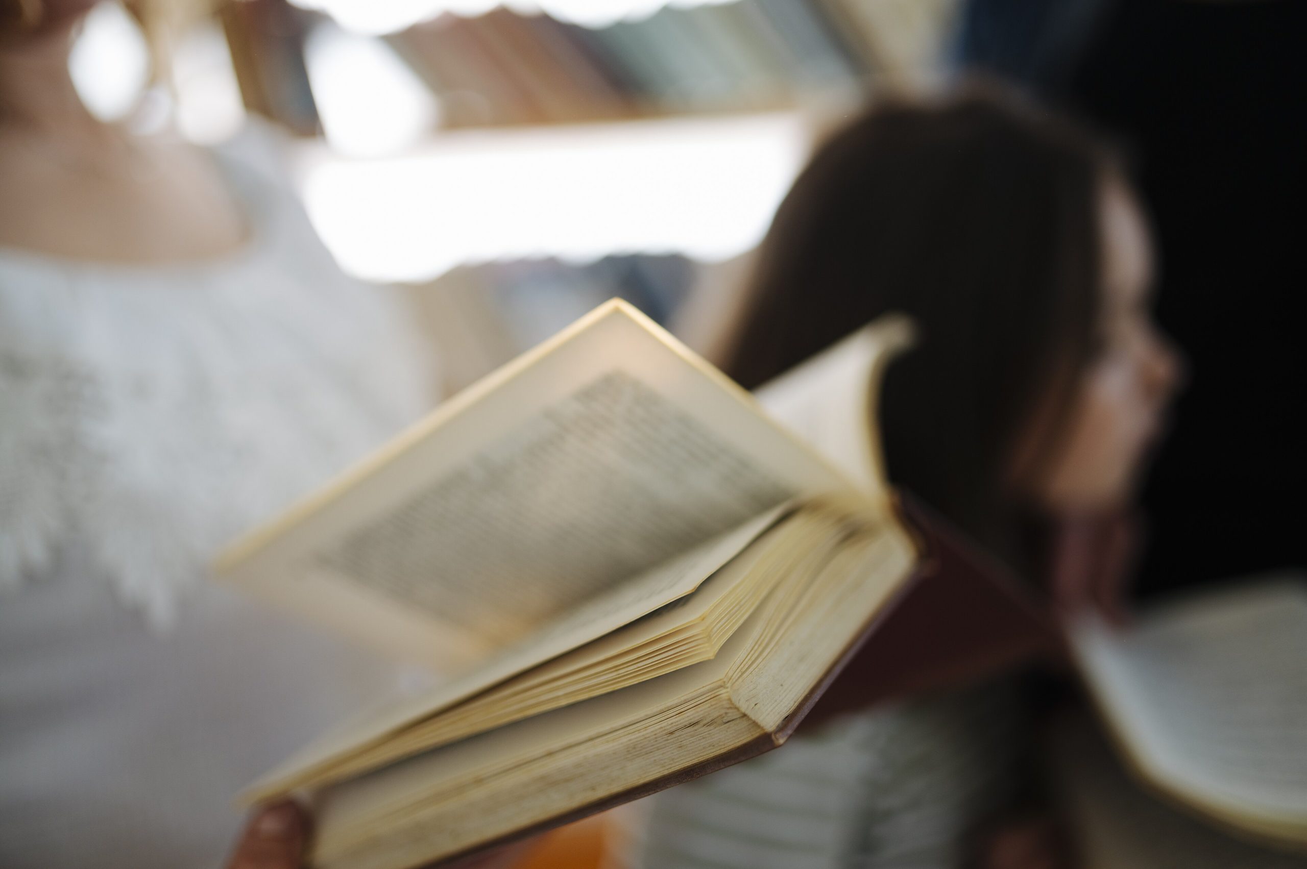 Спільне читання книжки з дитиною